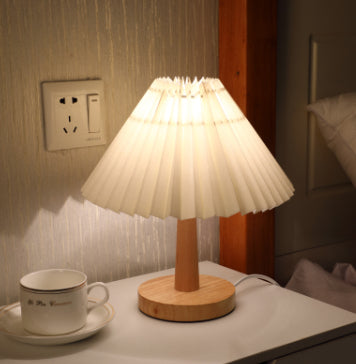 USB Vintage Pleated Table Lamp – Dimmable LED Ambient Light