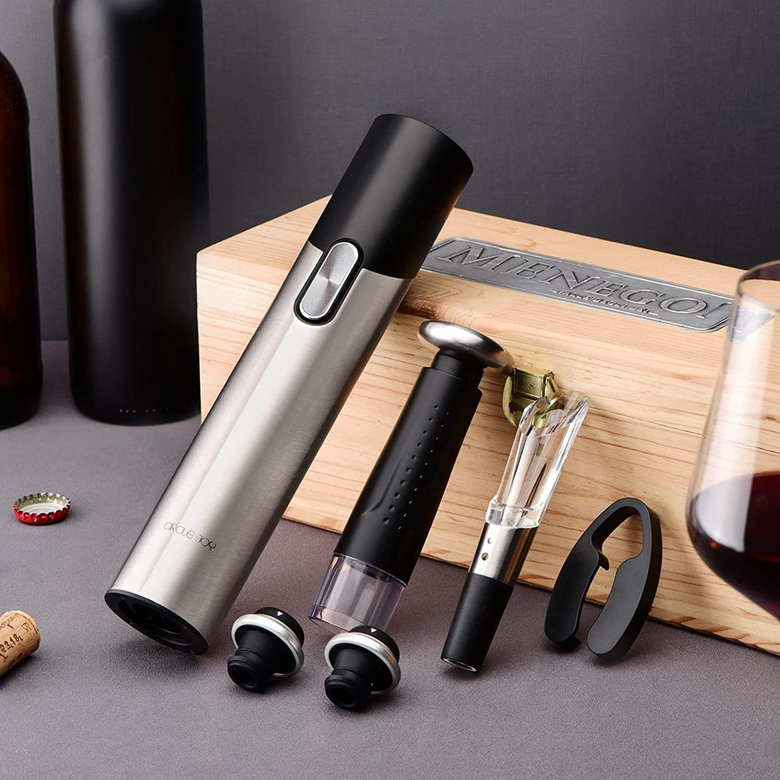 Electric Wine Bottle Opener 7-in-1 Wine Gift Set with Electric Vacuum Pump