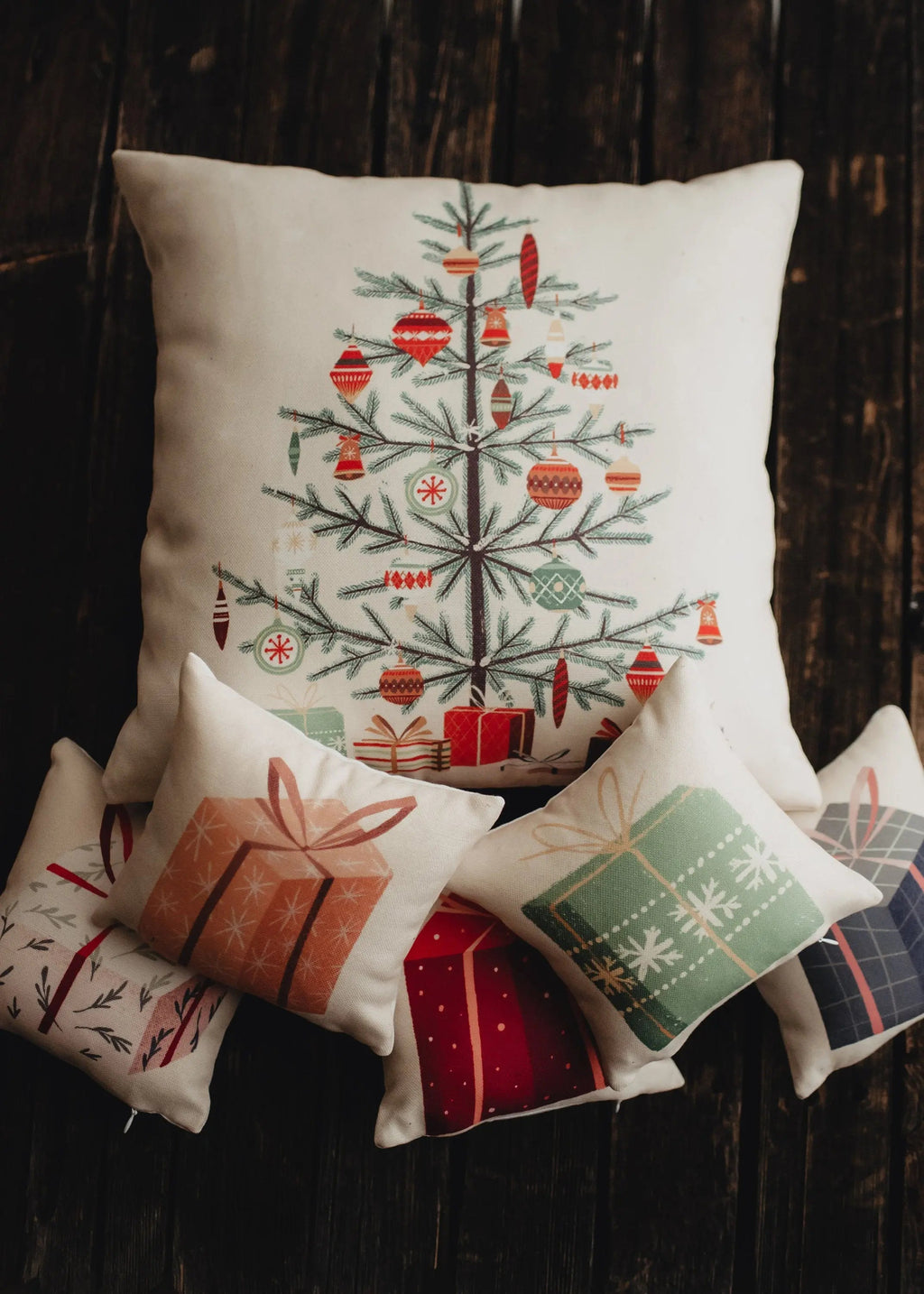 Nordic Pine Christmas Tree Throw Pillow – Rustic Farmhouse Decor