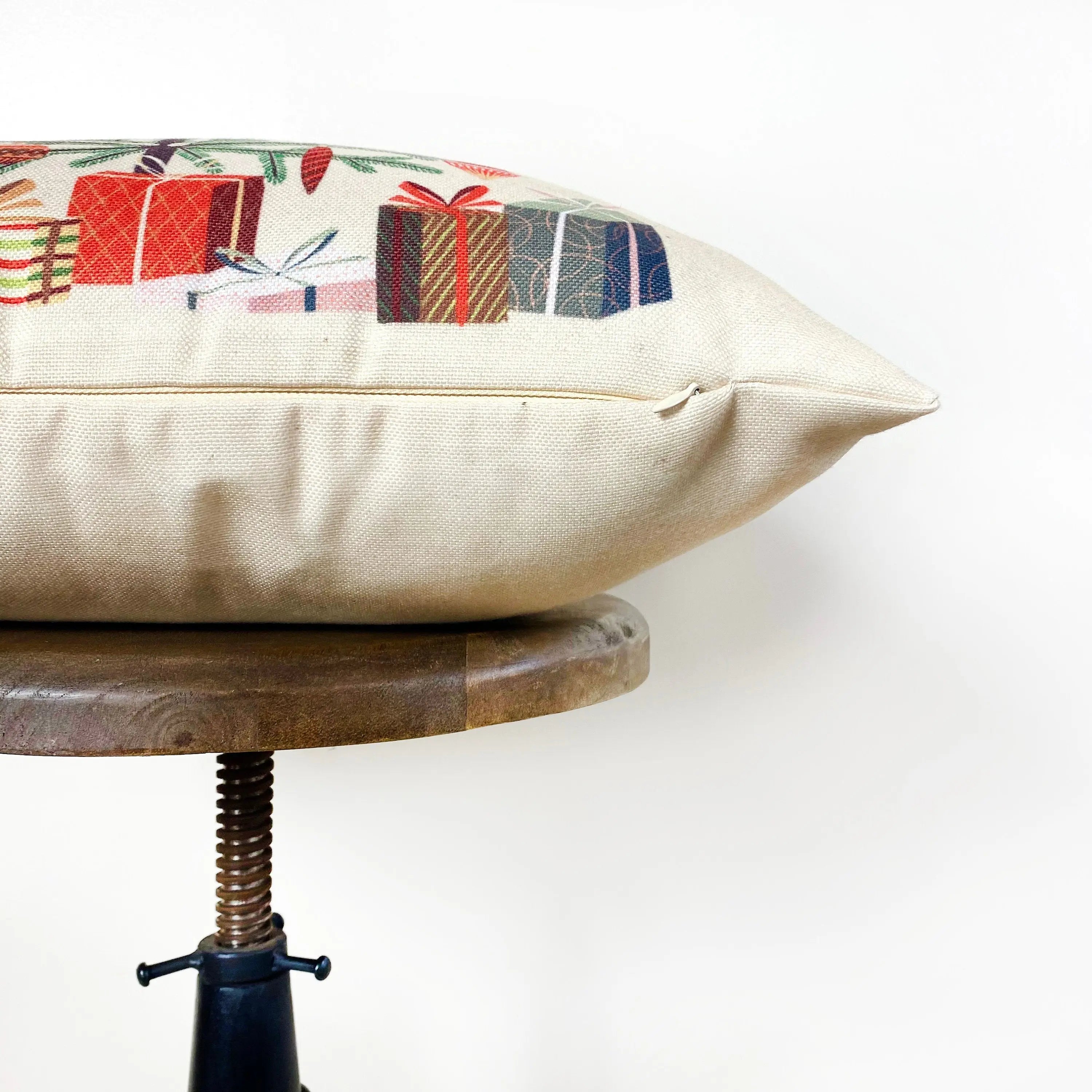 Nordic Pine Christmas Tree Throw Pillow – Rustic Farmhouse Decor